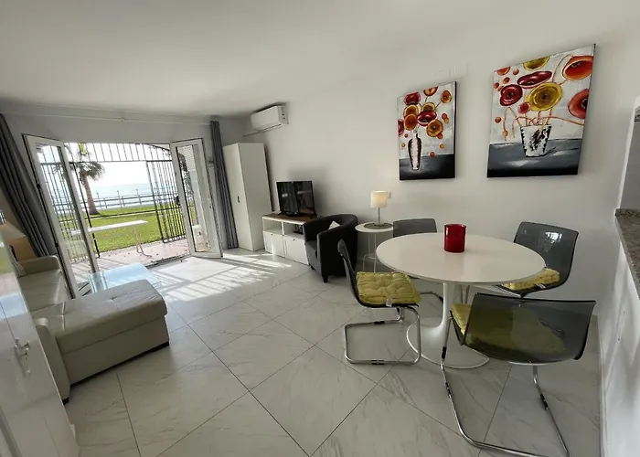 Dona Lola Sandra - Frontline House With Full Sea Views Within A Short Drive To Marbella - Costa Del Sol Cs108 * MIJAS COSTA